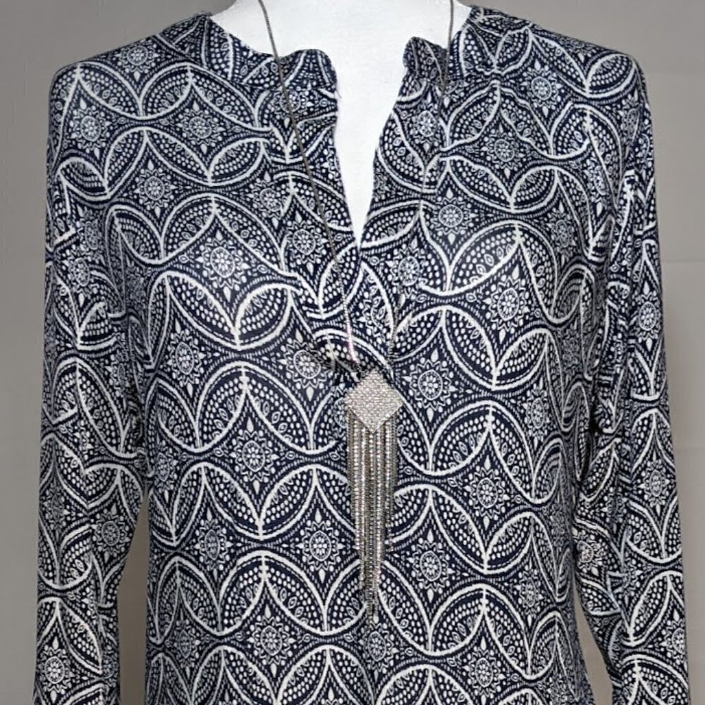 Ink + Ivy Medallion Shift Dress NWT